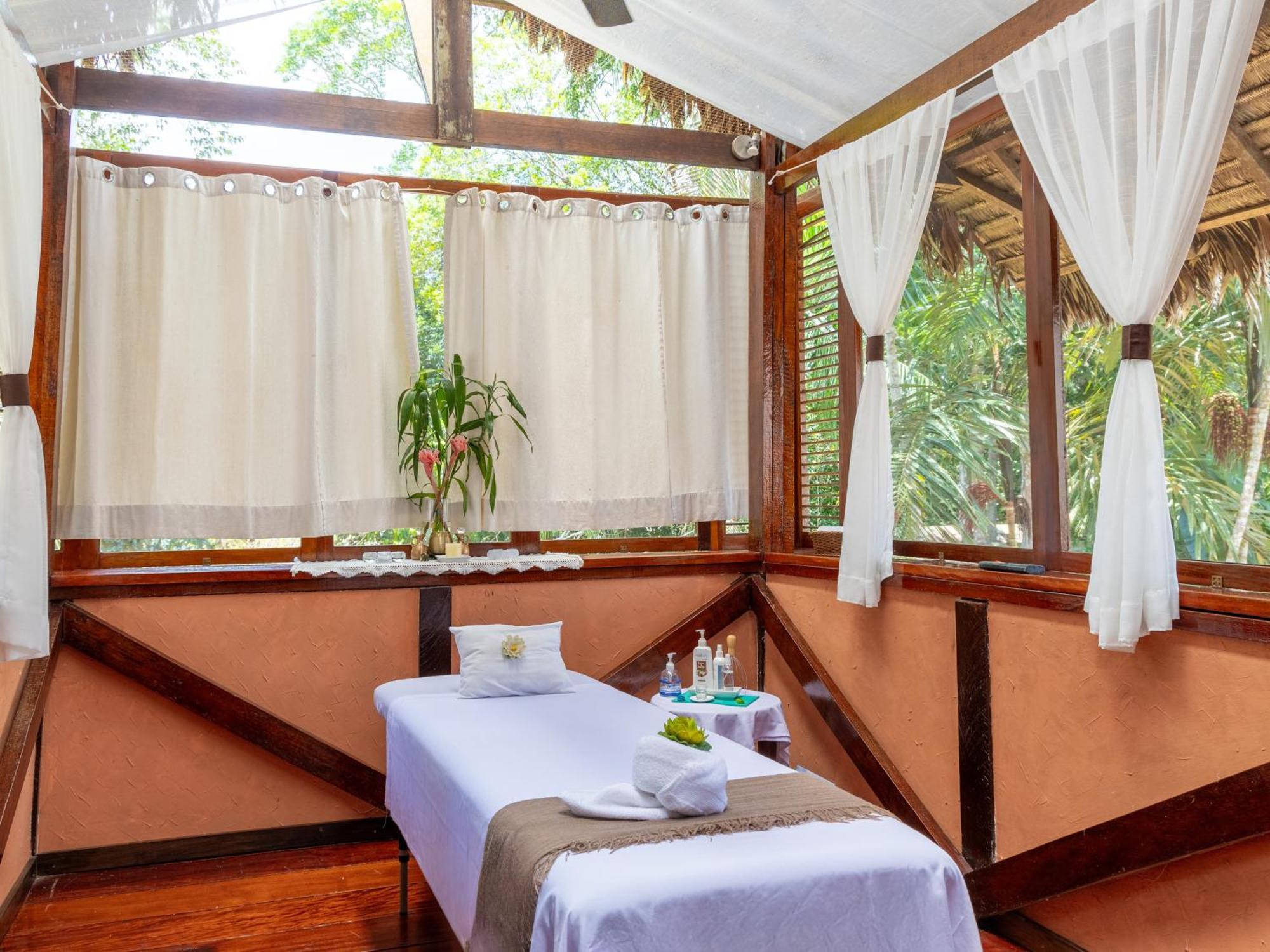 Refugio Amazonas Lodge Tambopata エクステリア 写真